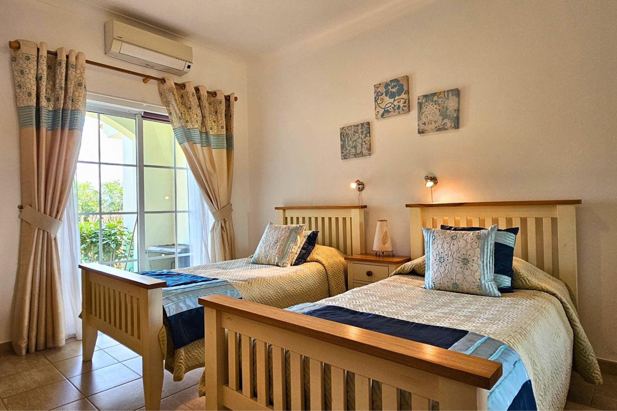 Quinta Da Floresta - Santo Antonio Villas, Golf & Spa บูเดนส์ ภายนอก รูปภาพ